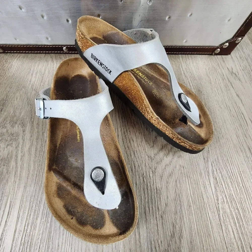 Birkenstock Gizeh Silver Sandals size 38